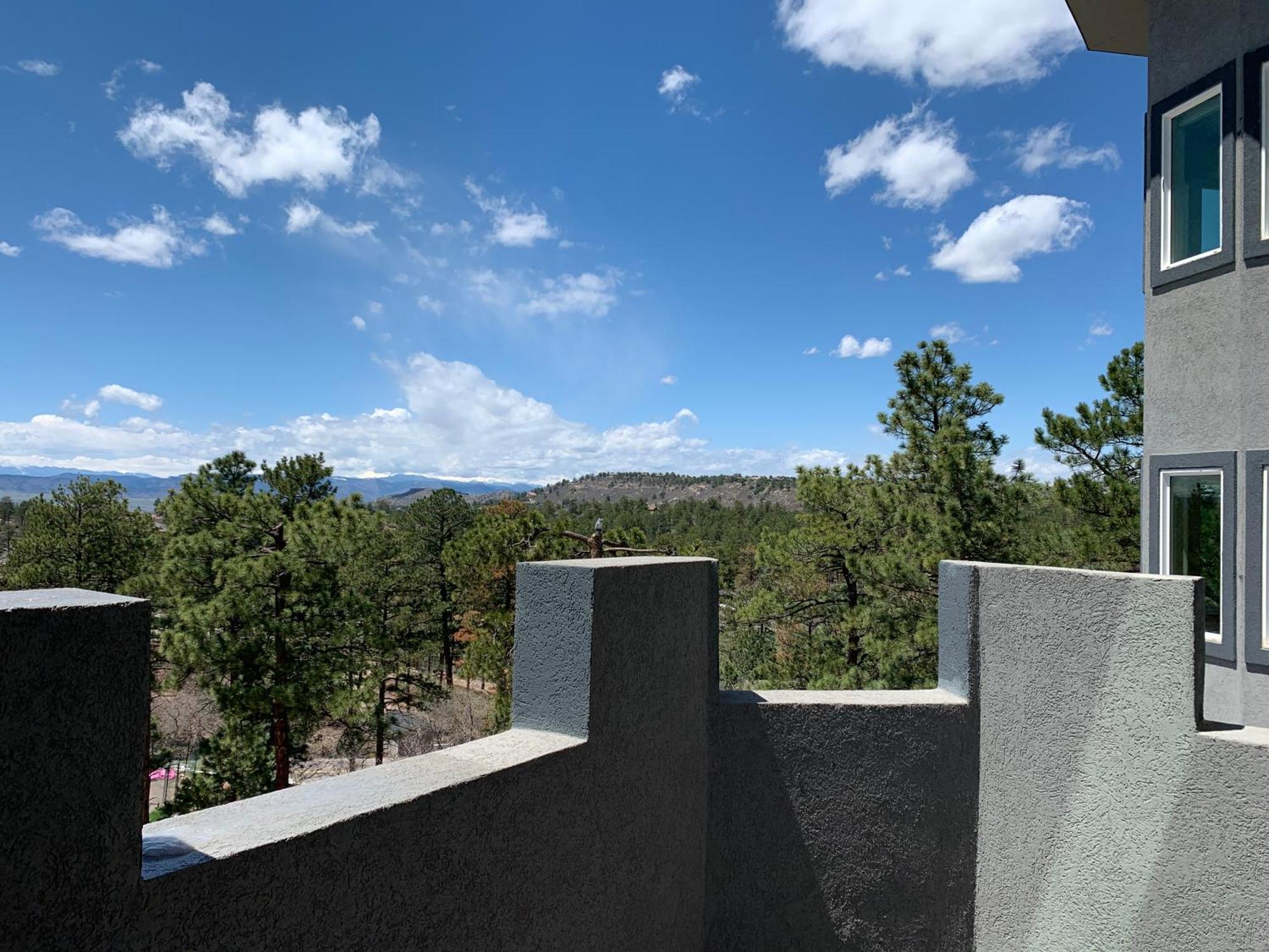 الشقق الفندقية كاسل روكفي  Castle In The Pines المظهر الخارجي الصورة